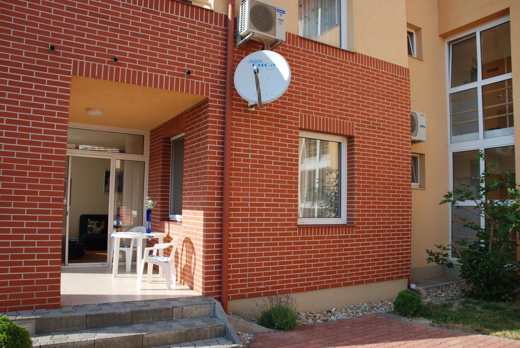 شقة Romai Apartmanhaz Hévíz الغرفة الصورة